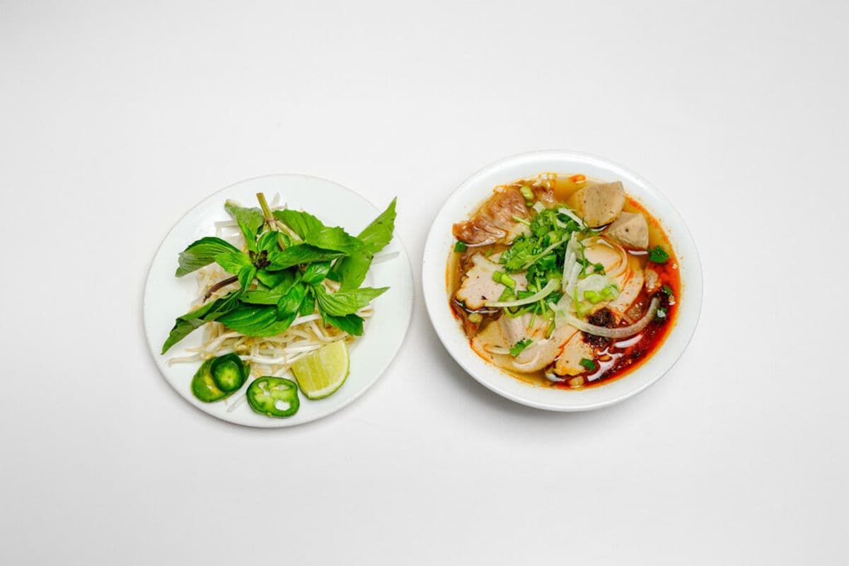 35. Spicy Hue Style Soup