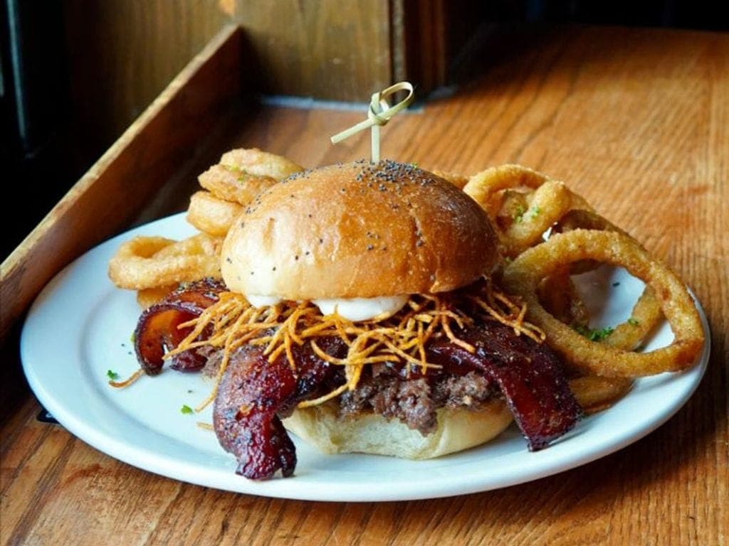 BBQ Bacon Burger