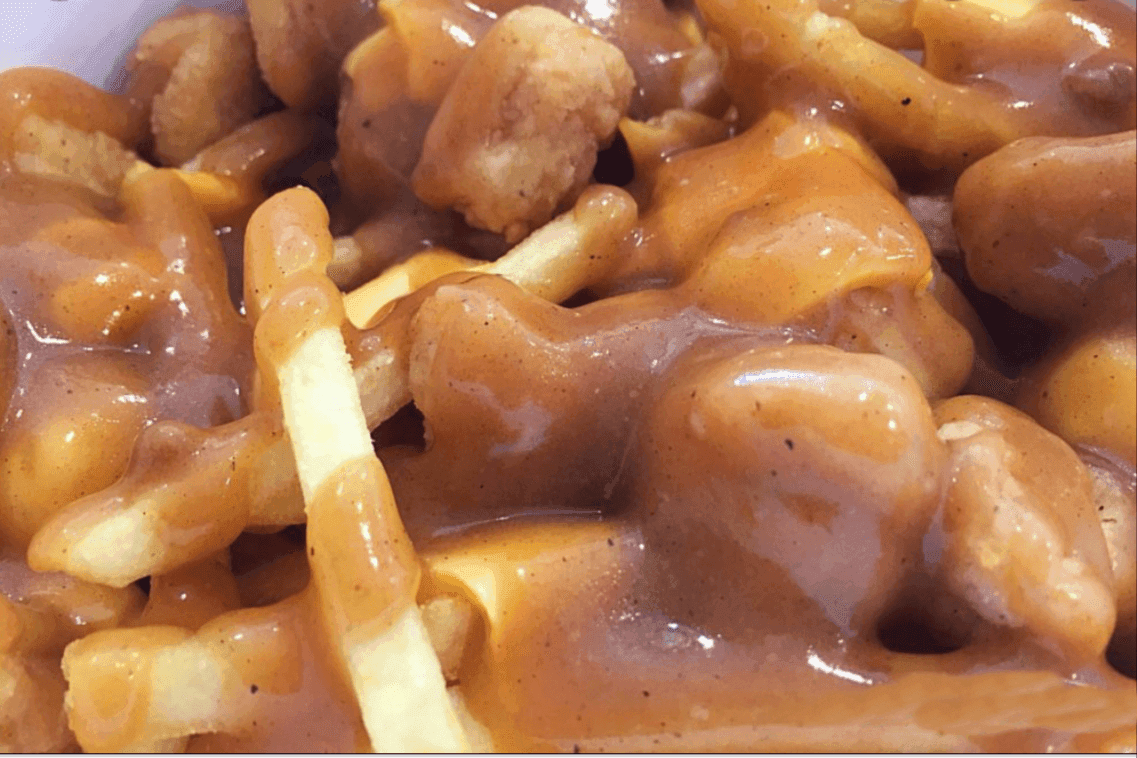 Large Poutine