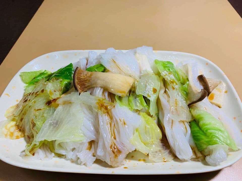Mixed Mushroom and Vegetables Rice Rolls 雜菌菜苗腸