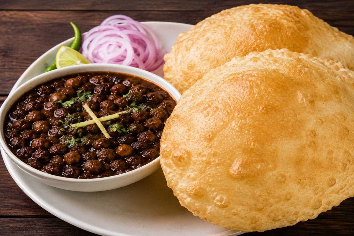 Pindi Chhole Bhature