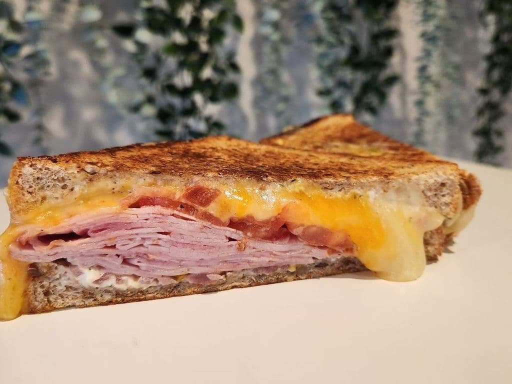 The Ham & #cheesy