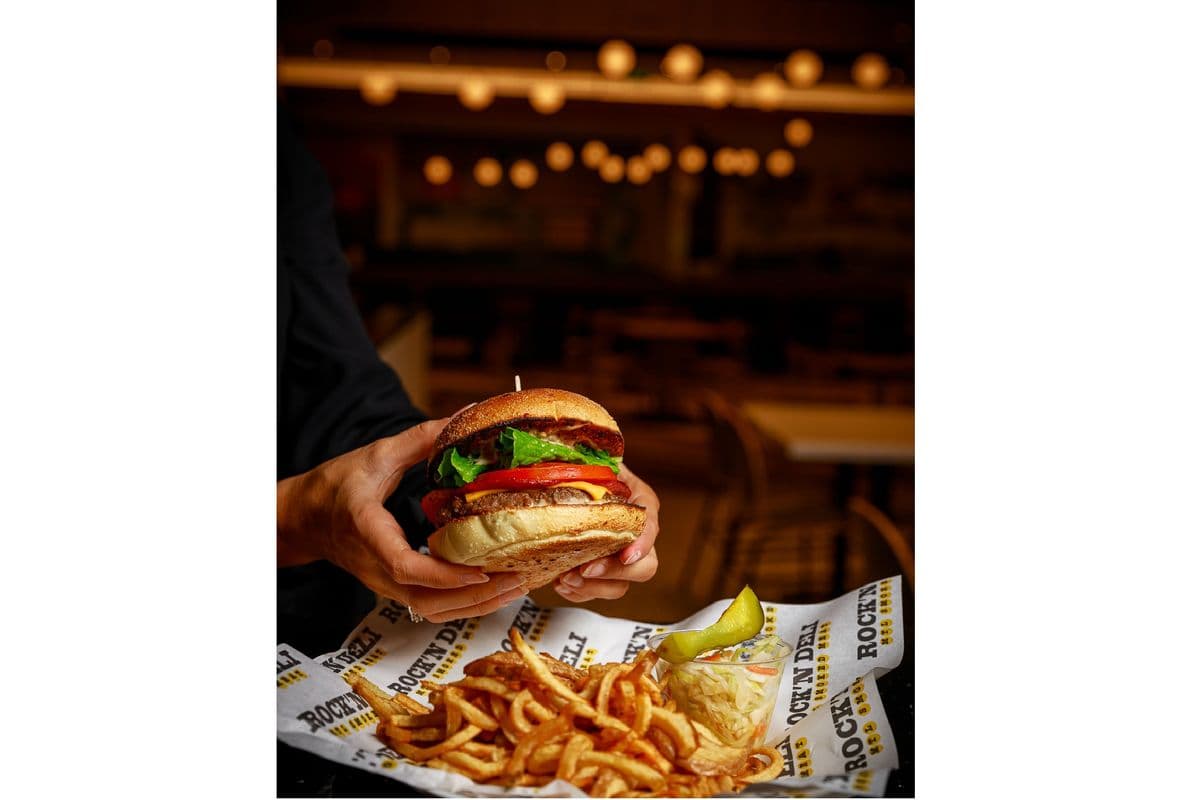 Burger Rock N Deli Boss / Rock N Deli Boss Burger