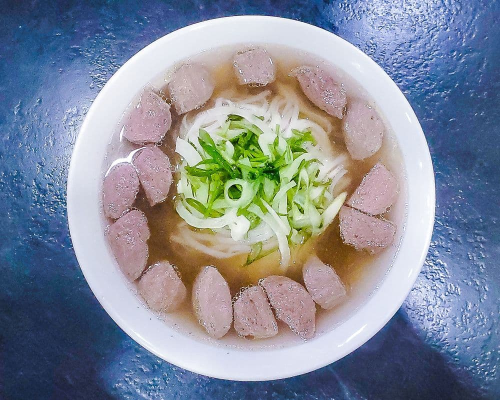P7. Beef Ball Rice Noodle in Beef Broth (Phở Bò Viên)