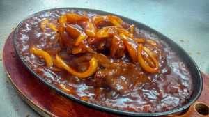 Beef Tenderloin in Peking Sauce