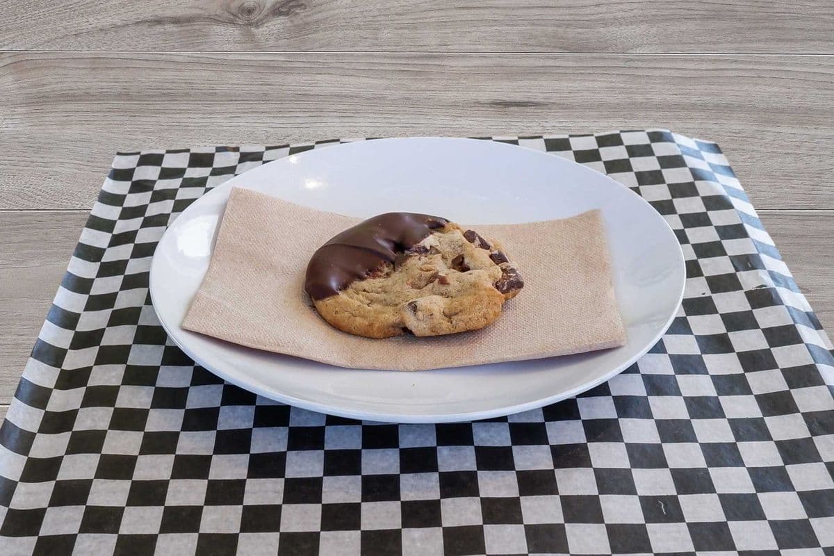 Chocolate Chip Cookies (6 pcs)