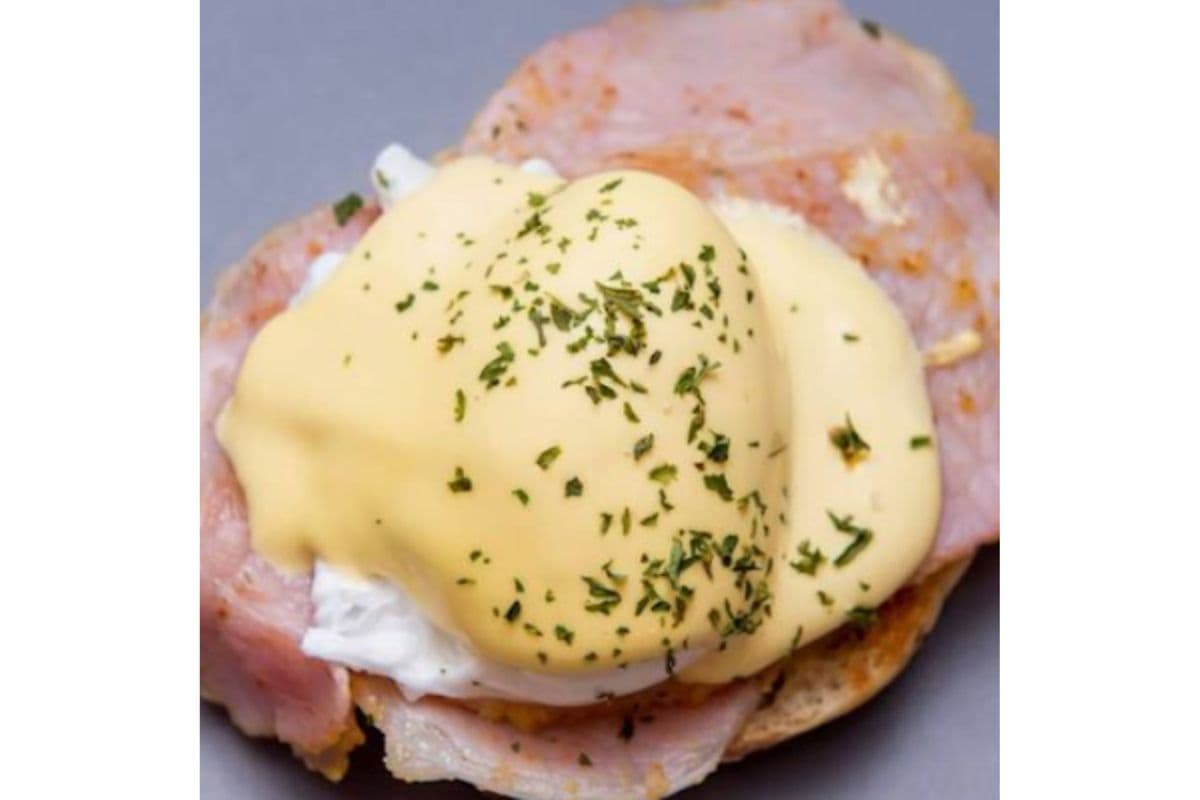 Eggs Benedict