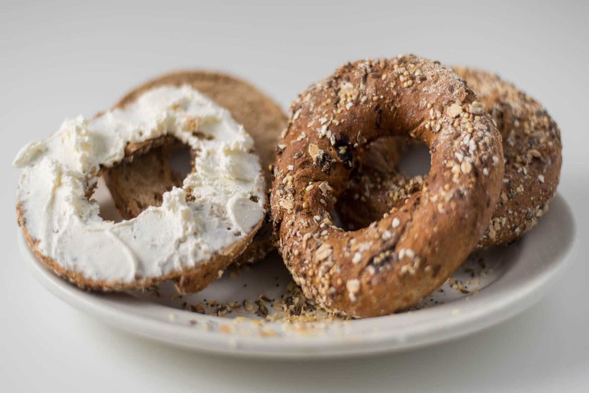 Muesli bagel