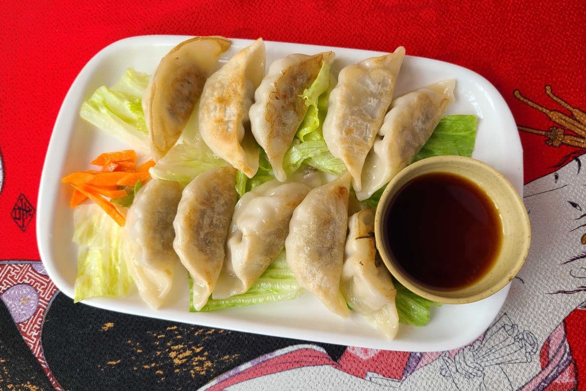 Japanese Dumplings (8 pcs)
