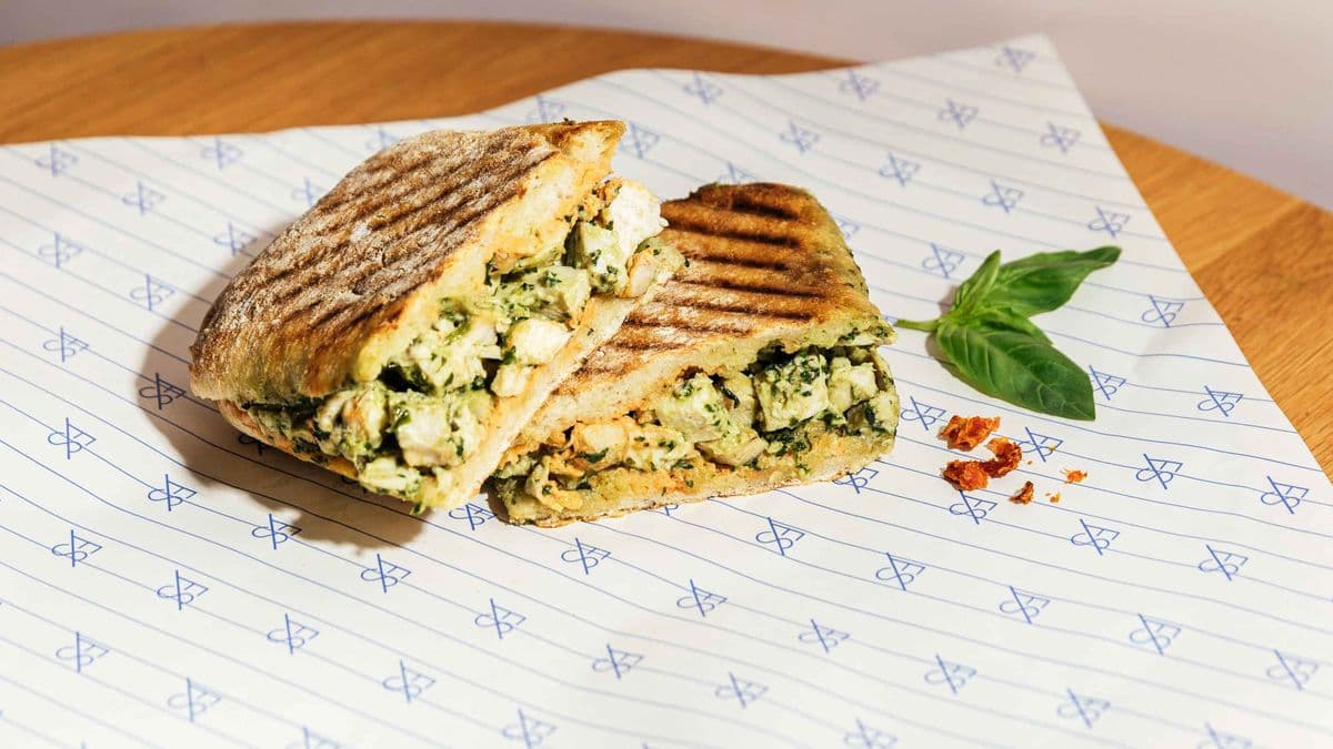 Grilled Pesto Chicken Sandwich