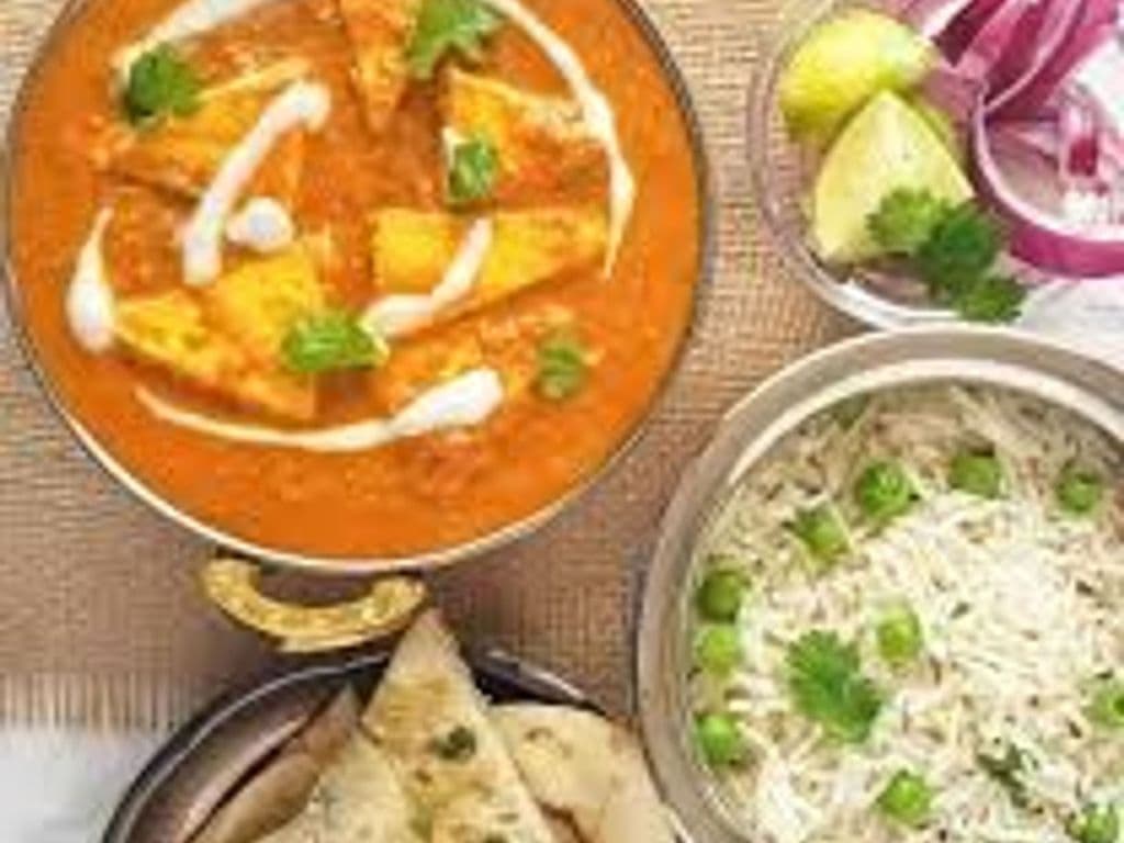 Shahi Paneer( Served with Naan Or Rice)