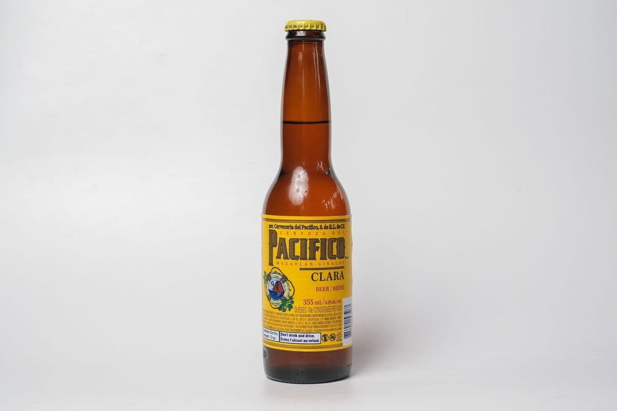 Pacifico (1 x 355 ml Bottle)