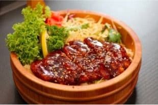 4. Spicy Chicken Don and Spicy Miso Soup