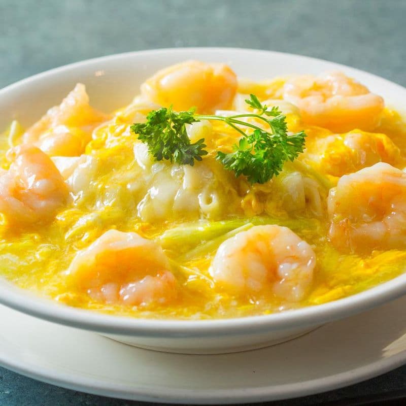 Prawns & Swirl Egg Fried Flat Rice Noodle 滑蛋蝦球炒河