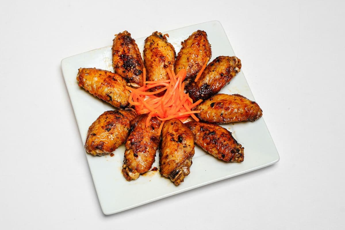 10. Chicken Wings (10 pcs)