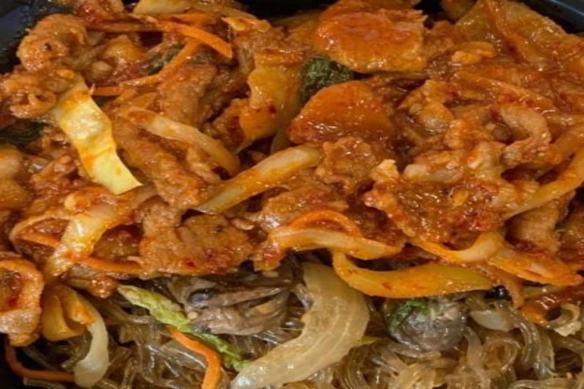 D1. Jeyuk Bokkeum on Rice