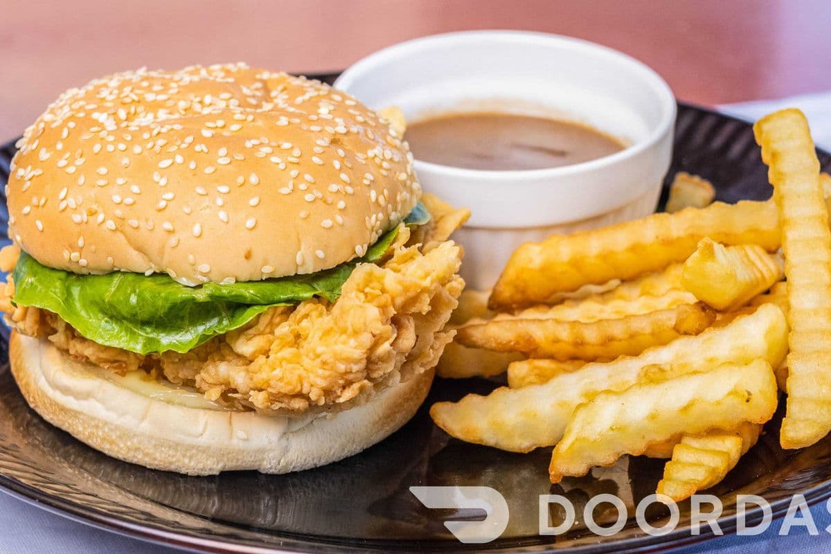 Breast Fillet Sandwich combo(comes Fries, Gravy, pop)- Popular Items