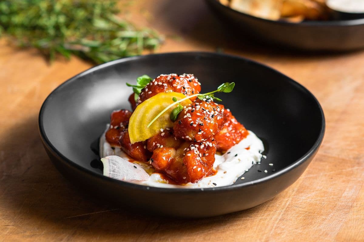 Sticky Gochujang Cauliflower (VEG, GF A)