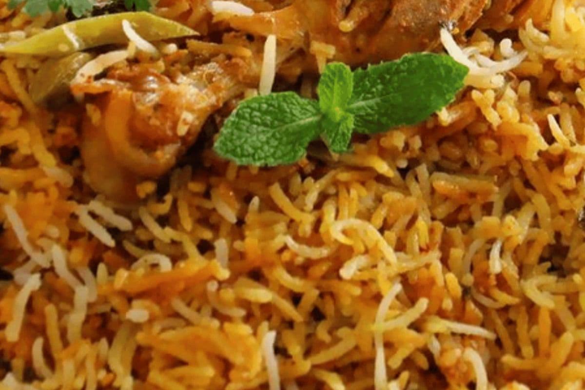 Dum Biryani Poulet (avec os) / Chicken Biryani (with bone)