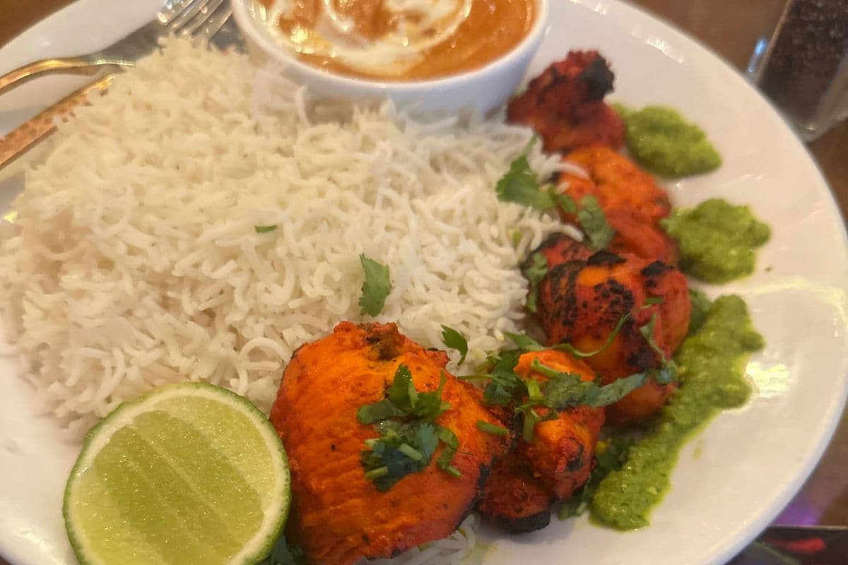 chicken tikka rice butter sauce combo (kids )