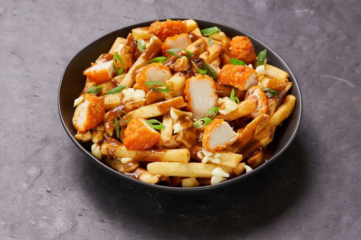 BONELESS CHICKEN POUTINE