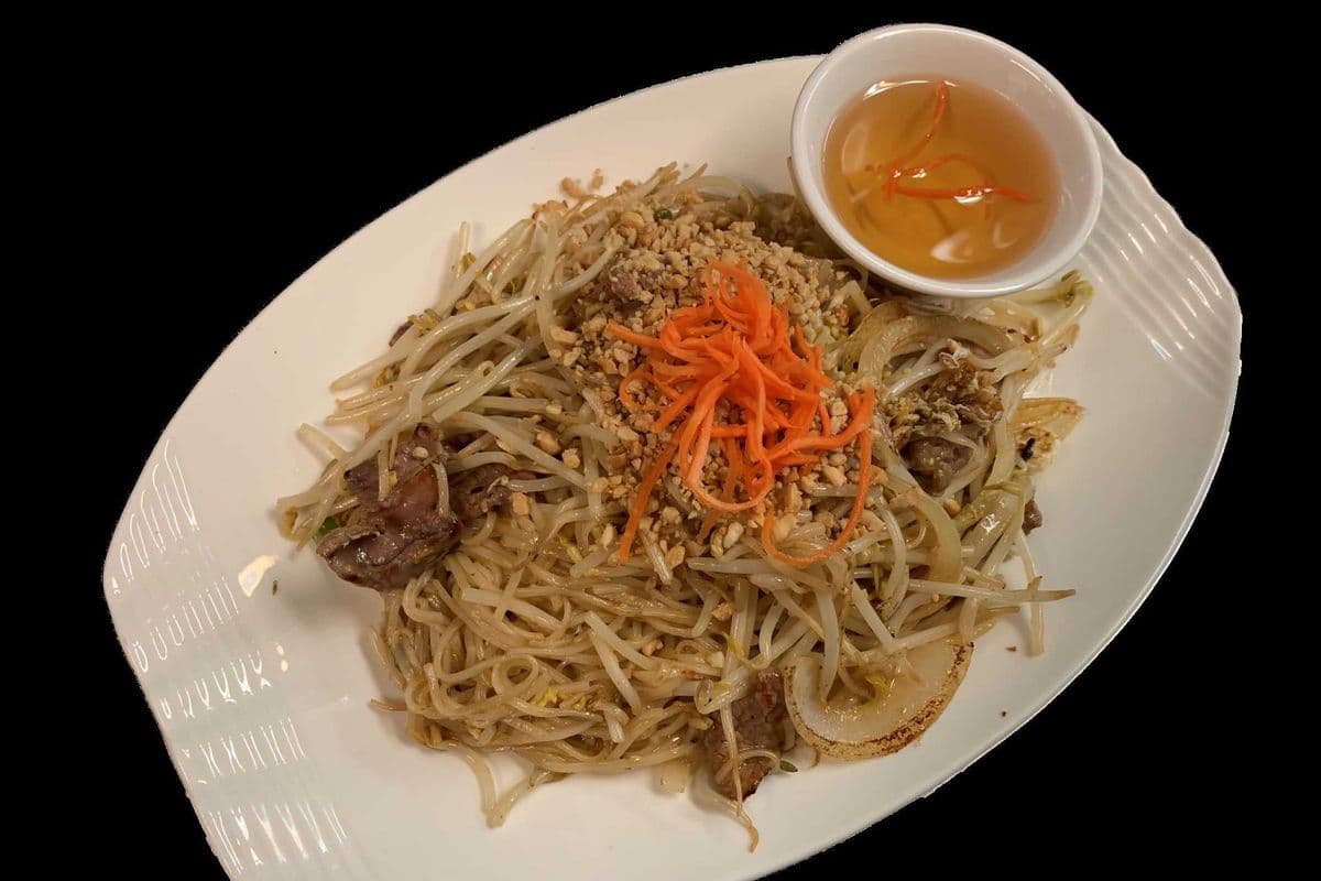 43. Phad Thai with Beef