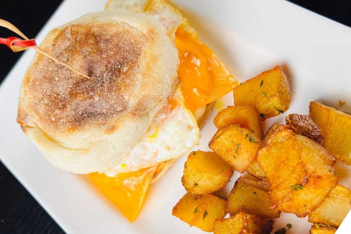 Egg and Cheddar Cheese Sandwich