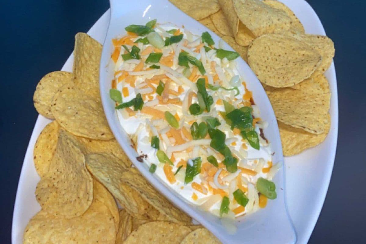 Chili Con Queso Layered Dip