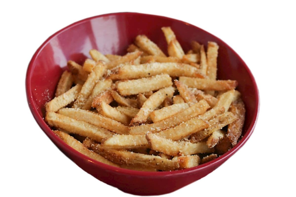 Frites à l'Ail et Parmesan / Garlic and parmesan fries