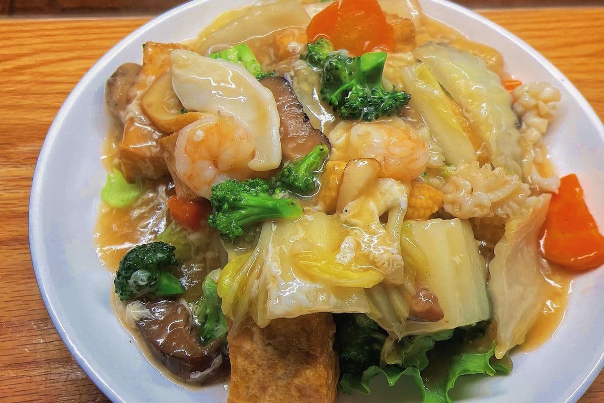 Seafood Tofu Delight 星光豆腐