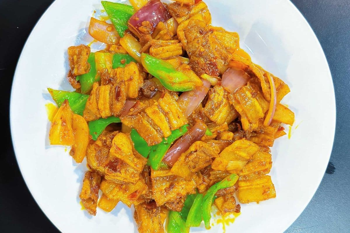 Saute pork in hot sauce 回锅肉