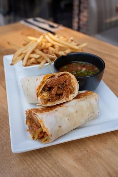 EL CHORIZO BURRITO
