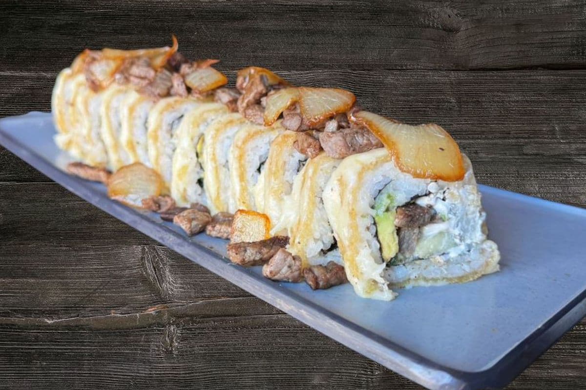 Carne Asada Crunch Roll (12 pcs)