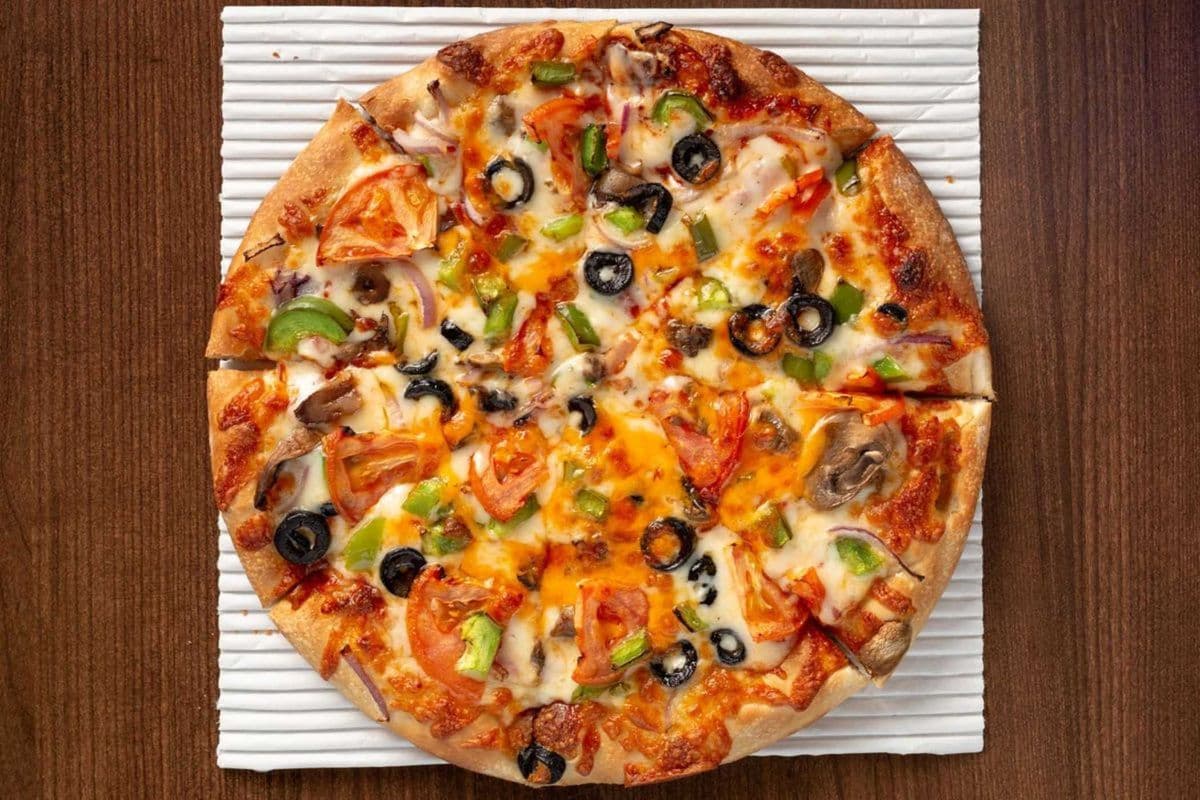 Medium Veggie Pizza