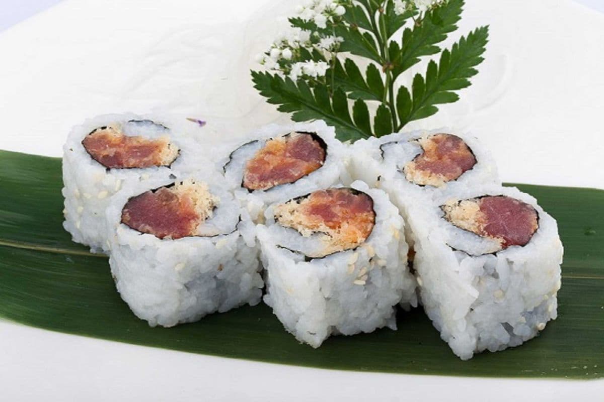 Spicy Tuna Maki (6 pcs)