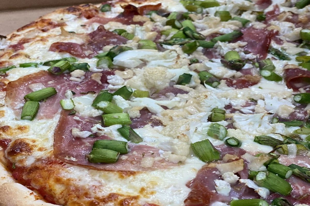 11" Wood-Fired Santa Ana Pizza