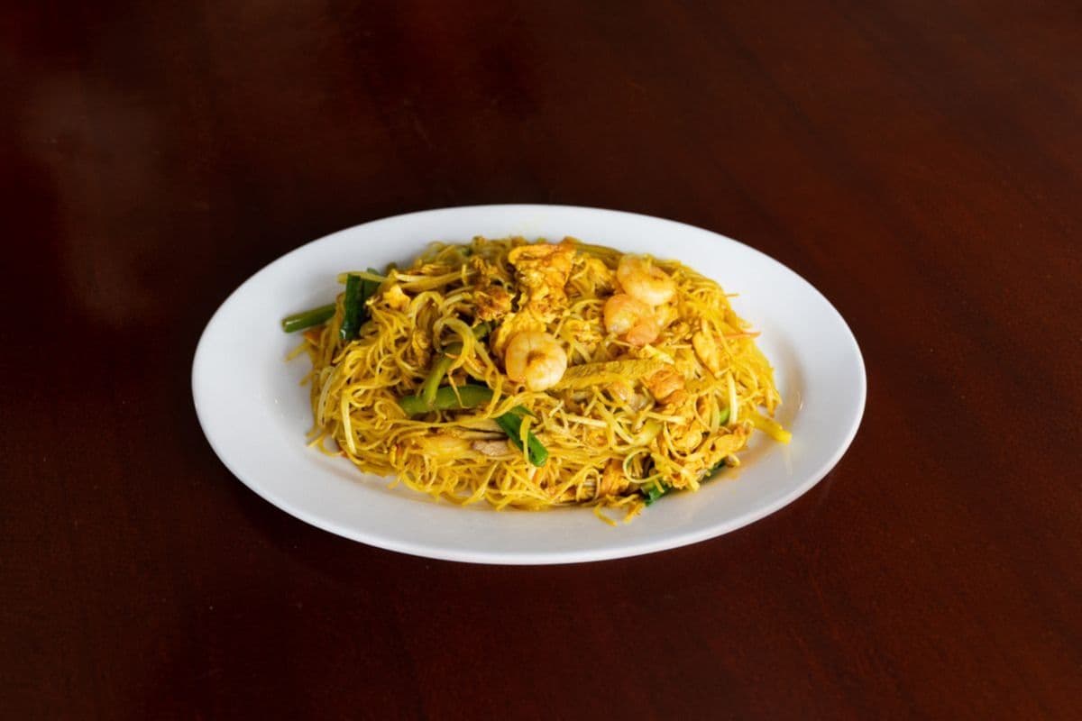 26. Singapore Noodles