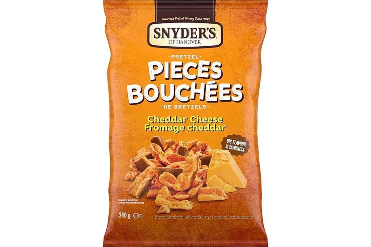 Snyder's Pretzel Pieces Cheddar Cheese (240 g)