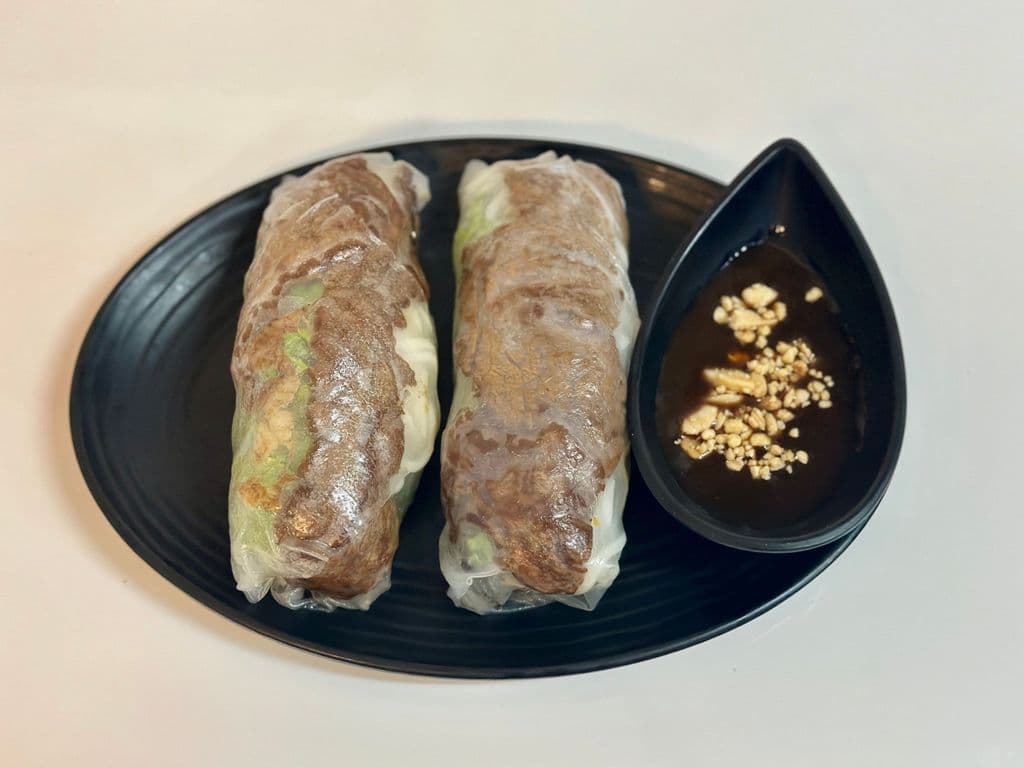 Rice Wrap Salad Pork Rolls (沙律猪肉卷)2pcs
