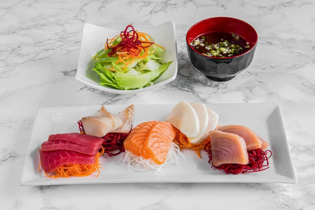 Sashimi Regular (14 pcs)