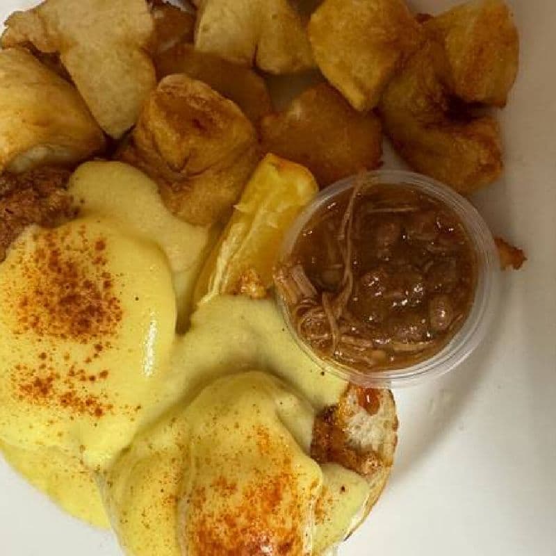 Nashville Spicy Chicken Eggs Benedict