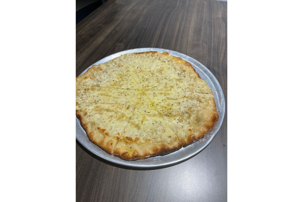 Quattro Formaggio Pizza