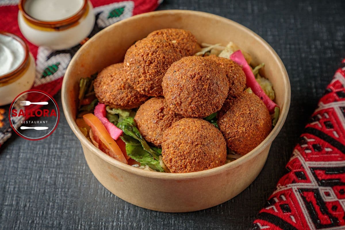 Falafel Salad Bowl (Vegan)