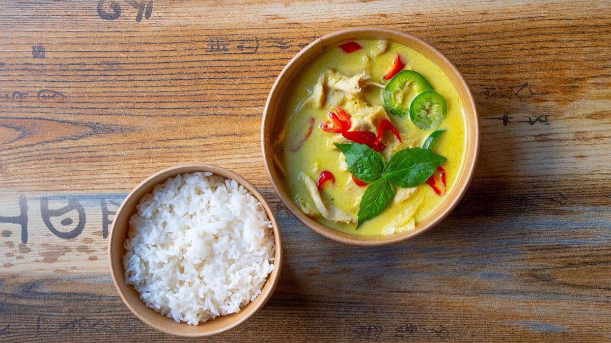Green Curry *Chicken* with Rice