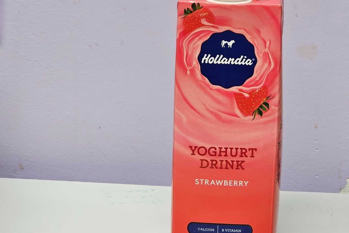 Hollandia Strawberry Yoghurt Drink (1 L)