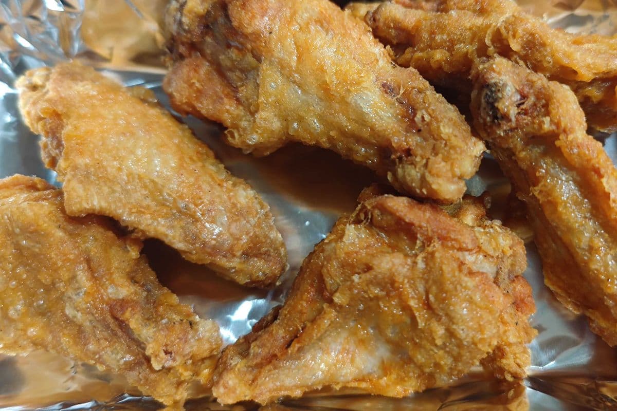 Fried Chicken Wings (6 pcs)