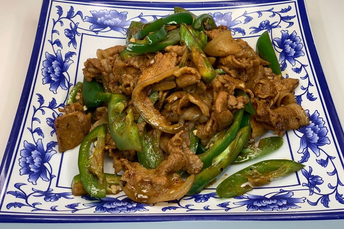 76. Stir-Fried Pork Belly with Green Pepper (Jalapeno)