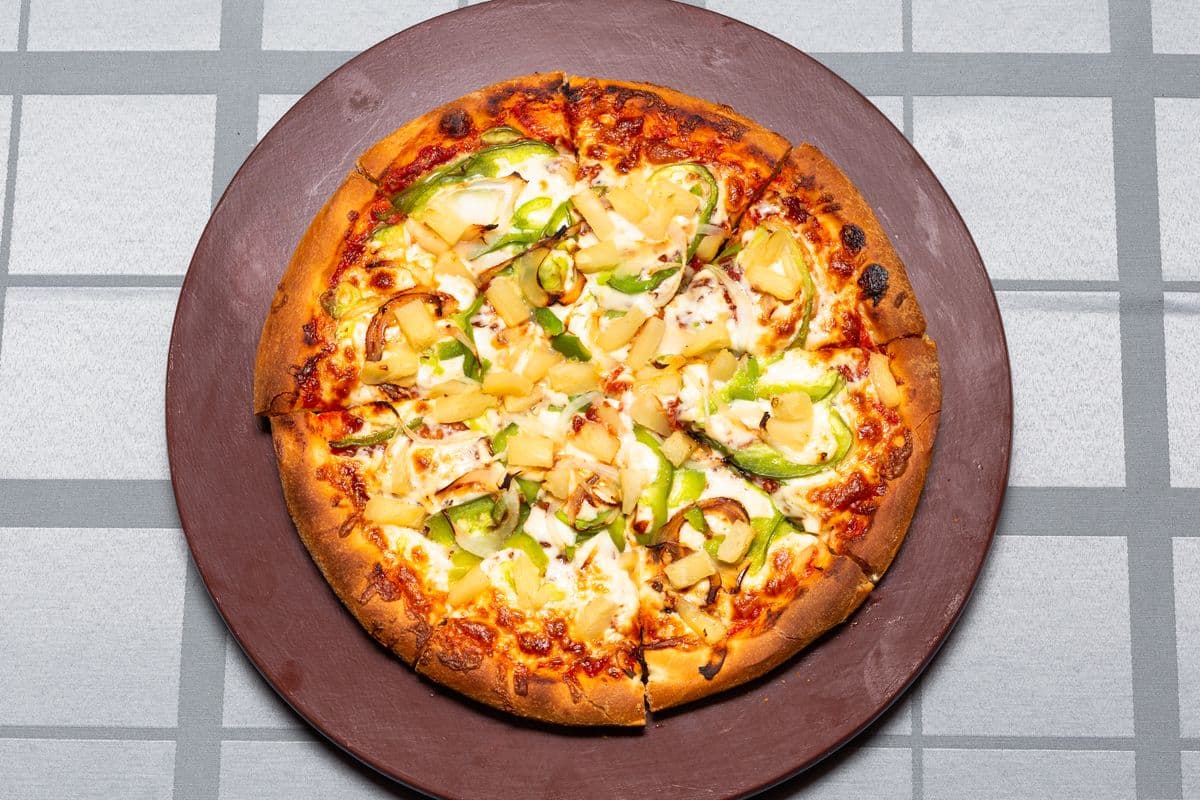 Small Spicy Hawaiian Pizza