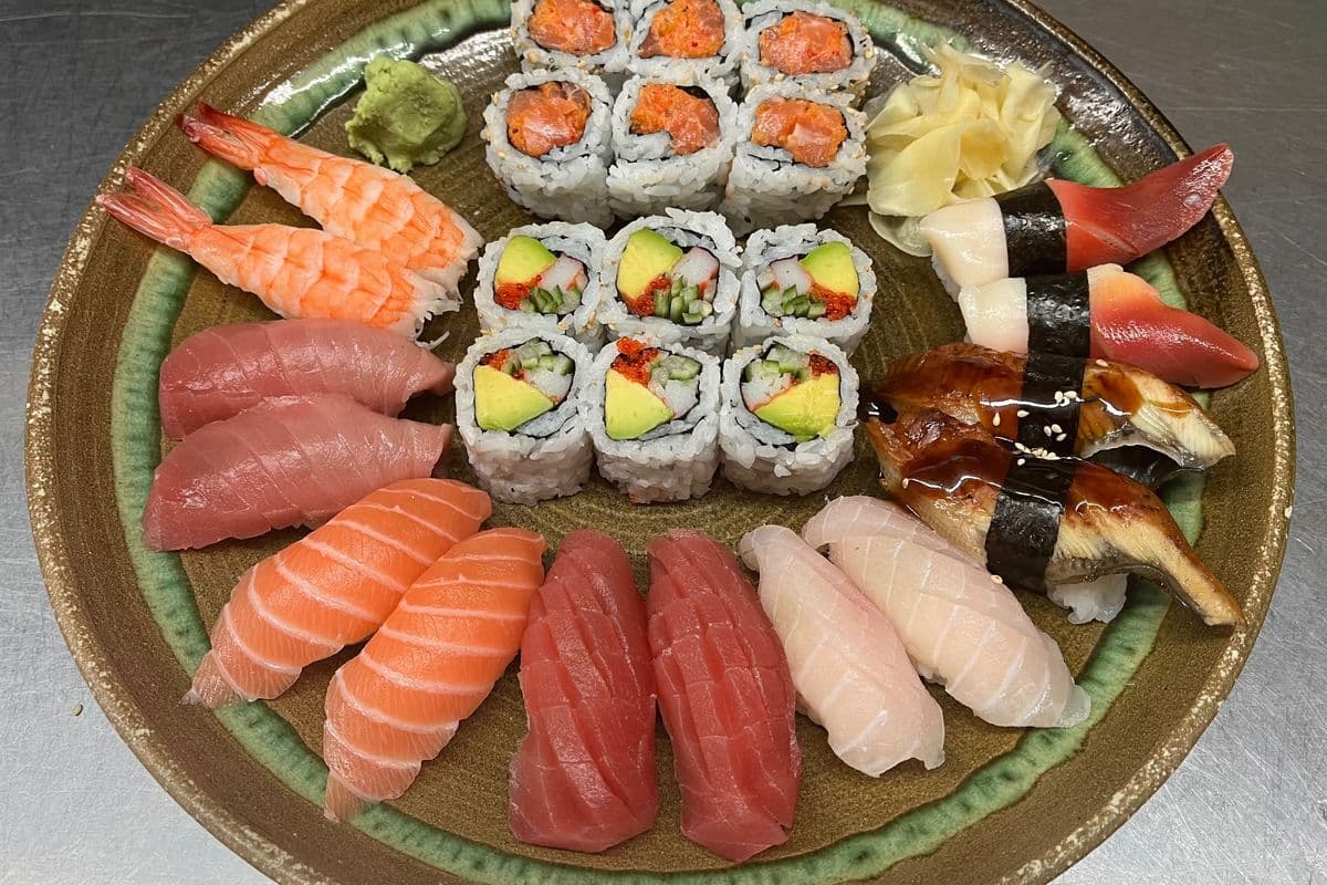 Extra Small Sushi + Maki (26pcs, for 1-2people)