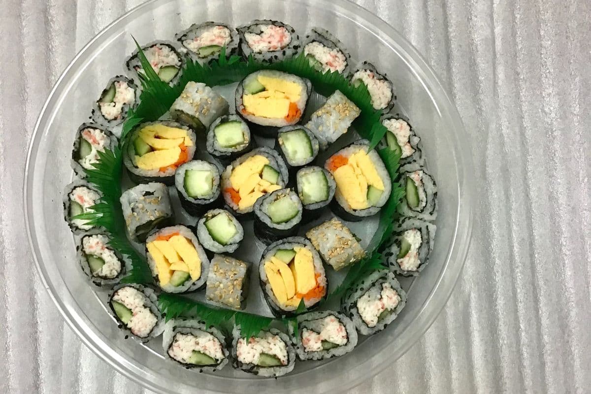 Small Maki Tray (33 pcs)